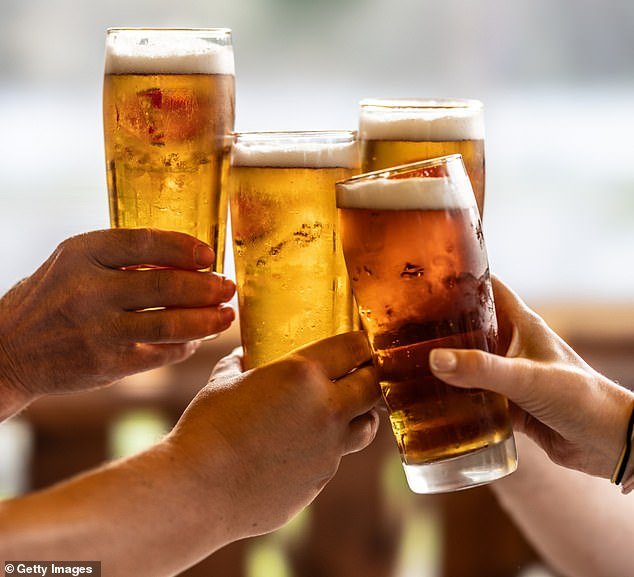 104092691-15314911-A_new_study_has_found_people_think_the_same_beer_tasted_sweeter_-m-6_1763773604871.jpg
