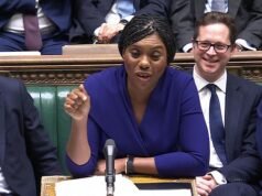 BORIS JOHNSON: Después de la todopoderosa paliza que le dio al desventurado Reeves, mi consejo es comprar acciones de Kemi