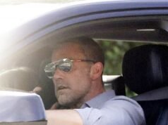 Ben Affleck pasa por casa de Jennifer Garner el Día de Acción de Gracias con una misteriosa mujer rubia en su auto