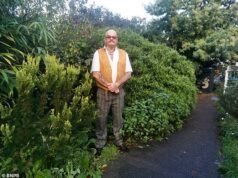 El horticultor que transformó un sendero público abandonado en un galardonado “jardín secreto” es desalojado “después de plantar bambú”