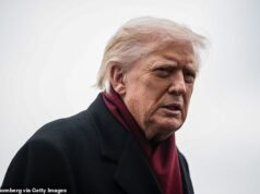 Trump comparte publicación que afirma que los afganos decapitarían a cualquiera que les mostrara una máquina NESPRESSO