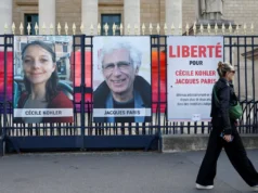 Irán libera de prisión a dos ciudadanos franceses, dice Macron