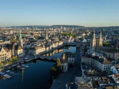 Los votantes suizos rechazan la propuesta de imponer un impuesto a los superricos