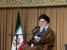 El líder supremo de Irán dijo que la cooperación con Estados Unidos no es posible si se apoya a Israel