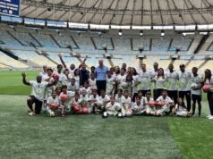 El príncipe Guillermo visitó el Maracaná, jugó al fútbol y marcó un gol