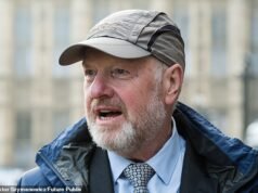 El héroe de la oficina de correos, Sir Alan Bates, finalmente resuelve un reclamo de compensación por el escándalo de Horizon cuando entregó una suma de siete cifras más de 20 años después de que comenzó a hacer campaña.