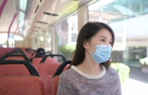 Por qué los expertos médicos recomiendan una protección actualizada contra el Covid-19