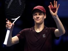 Sinner avanza a semifinales como líder de grupo