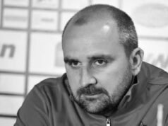 Zivovic, entrenador de 44 años, murió mientras dirigía un partido de la liga serbia