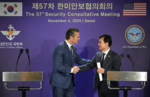 Corea del Sur dice que Corea del Norte disparó cohetes de artillería durante la visita de Pete Hegseth