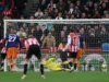 La mala racha del Newcastle continuó con una derrota por 3-1 en Brentford