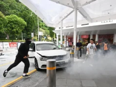 El ejercicio antiterrorista fortalece los vínculos comunitarios, más socios comunitarios deberían unirse al plan: Sim An