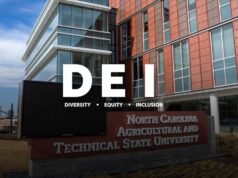 Universidad de Carolina del Norte captada cambiando palabras DEI en video encubierto