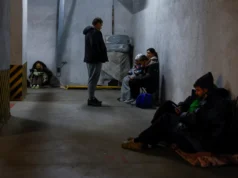 Defensas aéreas en “enorme” ataque ruso a Kiev, dice alcalde