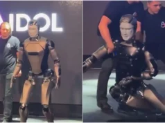 El robot humanoide ruso Hyde cae de bruces en su debut