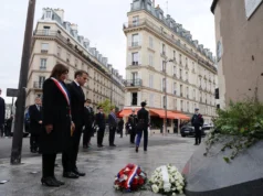 Francia conmemora a las víctimas en el décimo aniversario de los mortíferos atentados de París