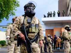 Juez extiende orden que bloquea el despliegue de la Guardia Nacional de Trump en Portland