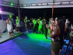 Vídeo: Ritual de protección indígena marca la salida del ‘Banjeiro da Esperanza’ de Manaos hacia la COP30