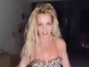 Britney Spears “está considerando mudarse al Reino Unido en medio de temores de que su familia esté planeando una intervención en su vida”, mientras crecen las preocupaciones por la problemática estrella.