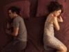 Esta es la señal de advertencia común de que su matrimonio podría estar camino al divorcio… Casi 9 de cada 10 personas que se separaron dormían de esta manera antes de separarse.