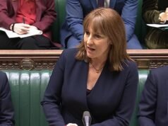 Olvídese de trabajar, ¡podría estar mejor con los beneficios del Trabajo! Cómo una pareja con tres hijos que gana sólo £10.000 al año podría “engañar” al sistema para embolsarse el equivalente a un salario de £140.000