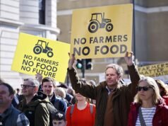 ¡Sir U-turn ataca de nuevo! Los laboristas diluyen la odiada redada del impuesto a la herencia a los agricultores al aumentar el umbral de £ 1 millón a £ 2,5 millones en medio de la furia rural