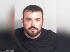 Momento en el que un conductor de furgoneta imprudente que hirió gravemente a dos personas en un accidente de terror se filma abriendo una lata de Stella mientras conduce a más de 130 km/h.