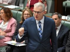 Un ciudadano británico se enfrenta a la deportación de Australia después de que la policía hiciera un descubrimiento inquietante, mientras el gobierno albanés endurece las normas de visa tras el ataque a Bondi Beach.