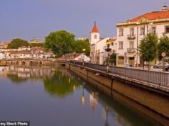 Un niño británico de 13 años “muere apuñalado en un ataque en Portugal antes de que el asesino muera en una explosión de gas”