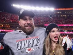Travis Kelce revela el mejor regalo que le compró a Taylor Swift mientras la estrella de los Chiefs se prepara para el juego del día de Navidad