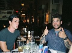 Los Osbourne sufren más tragedia antes de Navidad cuando Jack y Kelly comparten fotos con el amigo de la familia James Ransone tras su muerte a los 46 años.