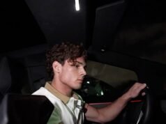 Momento en el que un streamer estadounidense parece atropellar a alguien durante una transmisión en vivo