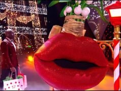 El especial de Navidad de Masked Singer deja atónitos a los espectadores cuando el ganador Mistletoe se revela como un gran ícono de la televisión.