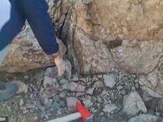 ¿Es esta una prueba de que el Arca de Noé realmente existió? Fragmentos de cerámica encontrados cerca del último lugar de descanso del barco bíblico sugieren que la región FUE colonizada por humanos en el momento del Gran Diluvio