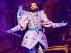 Rylan Clark bromea sobre haber sido ‘cancelado’ por la reacción violenta a sus comentarios sobre inmigración en This Morning durante la pantomima de Cenicienta