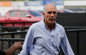 Asfura, respaldada por Trump, lidera la carrera presidencial hondureña, a medida que el conteo inicial se acerca al final