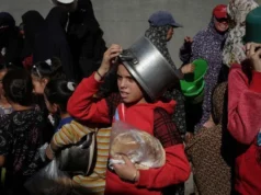 Trump viaja a Jordania para discutir la ayuda a Gaza, el enviado de la ONU Mike Waltz y la Casa Callas de la UE