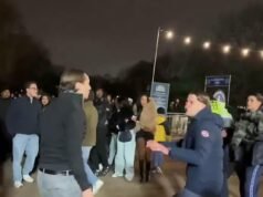 ¡Bienvenidos al País de las Maravillas Invernal! Imágenes recientes muestran golpes, juerguistas arrojados al suelo y mujeres gritando mientras la atracción navideña explota en violencia.