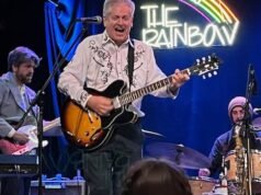 El ex diputado Charlie Angus planeaba una jubilación tranquila. Ahora prefiere “patear en la oscuridad”.