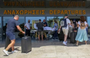 El aeropuerto griego de Heraklion reanuda vuelos después de que los agricultores pusieran fin a las protestas