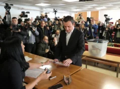 Kosovo se dirige a elecciones para poner fin a un estancamiento político de un año