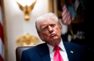 Trump critica a Europa como “corrupta” y “débil”