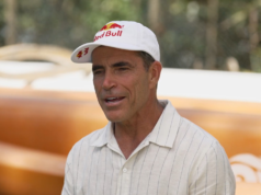 Carlos Berle garantiza que volverá a surfear en Nazaré tras una espectacular caída con una enorme ola: ‘Mi equipo me salvó la vida’