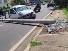 Choques de autos y derrumbe de postes en Avenida Campinas; uno resultó herido